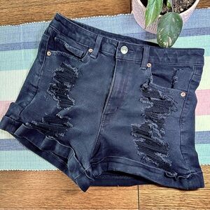 American Eagle Black Distressed Mom Short 6